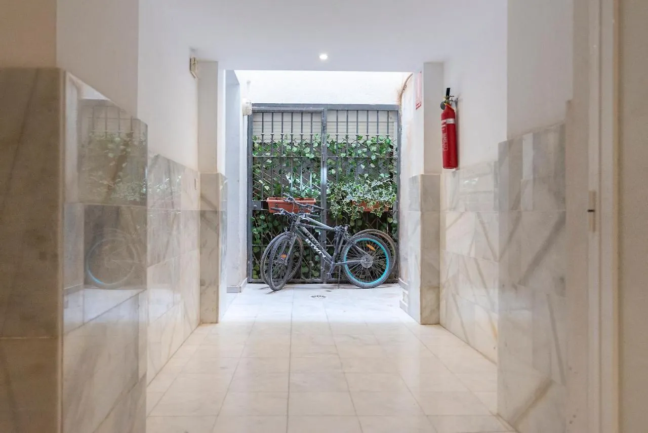 Carreteria 80 Apartment Malaga 0*,  Spain
